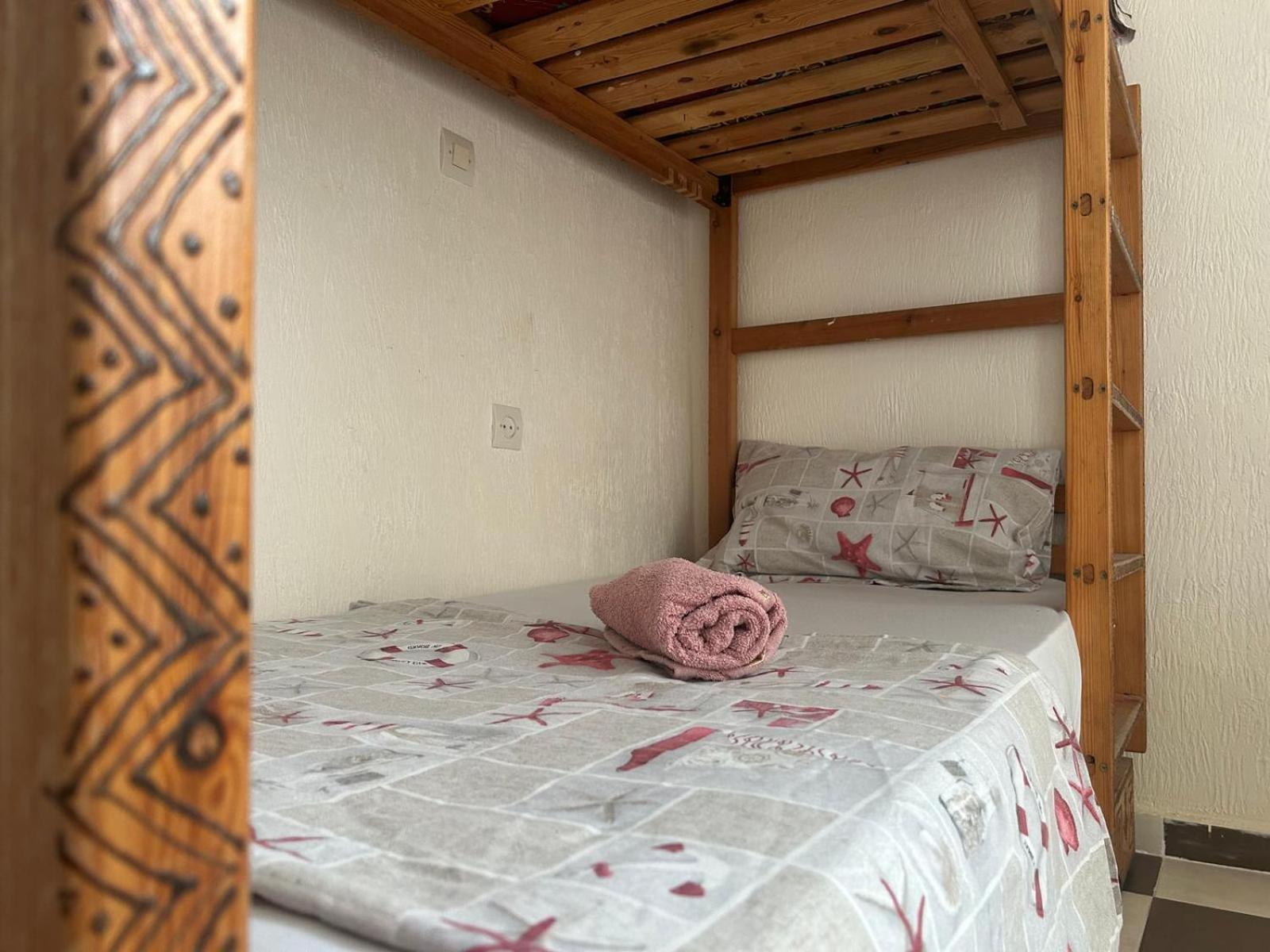 Idriss Tamraght Surfhostel Taghazout Room photo